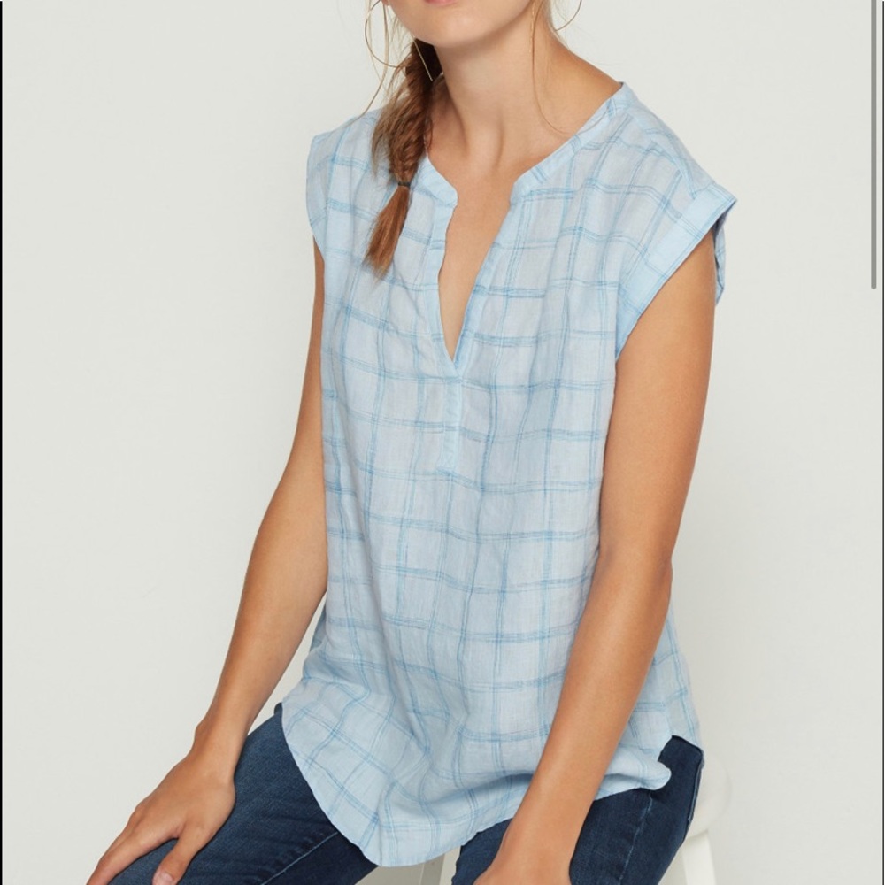 GAP🌿🍃🌿LIGHT BLUE TOP